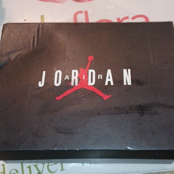 Retro Jordans - Picture 8 of 8